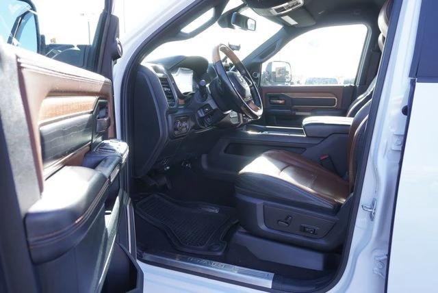 2021 Ram 3500 - Image 19 of 21
