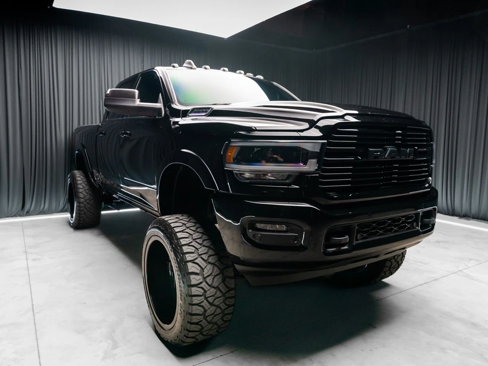 2021 Ram 3500 - Image 10 of 21
