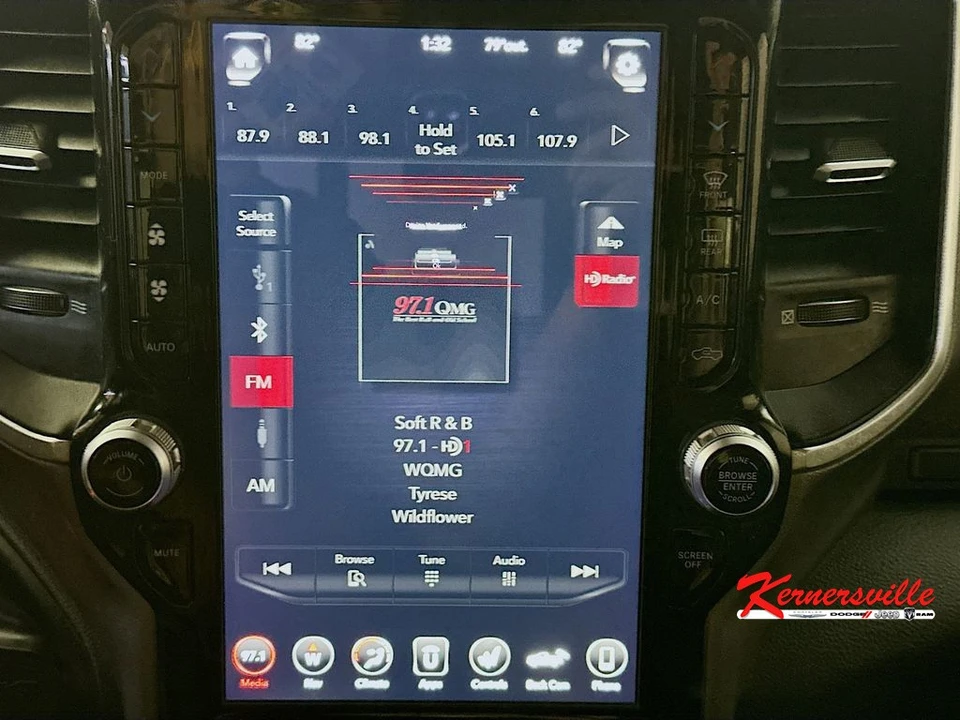2021 Ram 3500 - Image 17 of 24