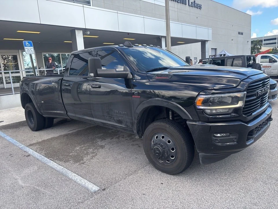 2021 Ram 3500 - Image 3 of 12