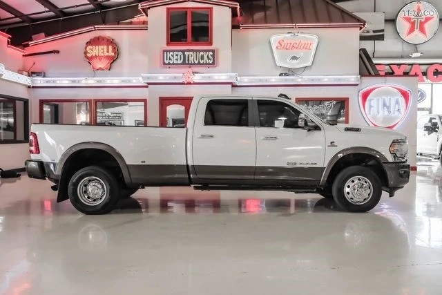 2021 Ram 3500 - Image 10 of 21