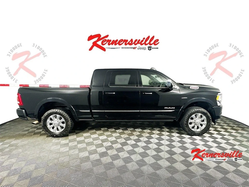 2021 Ram 3500 - Image 8 of 21