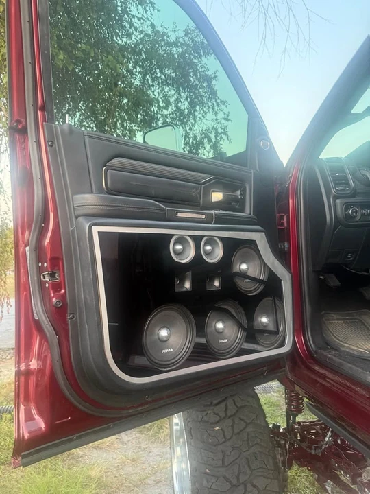 2021 Ram 3500 - Image 11 of 12