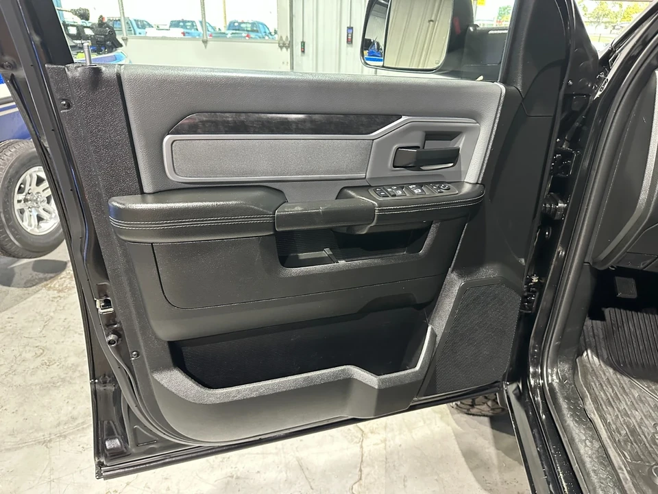 2021 Ram 3500 - Image 14 of 21