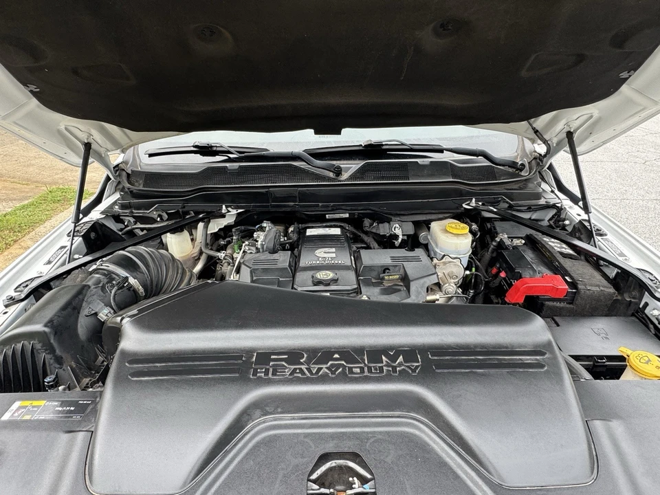 2021 Ram 3500 - Image 17 of 18