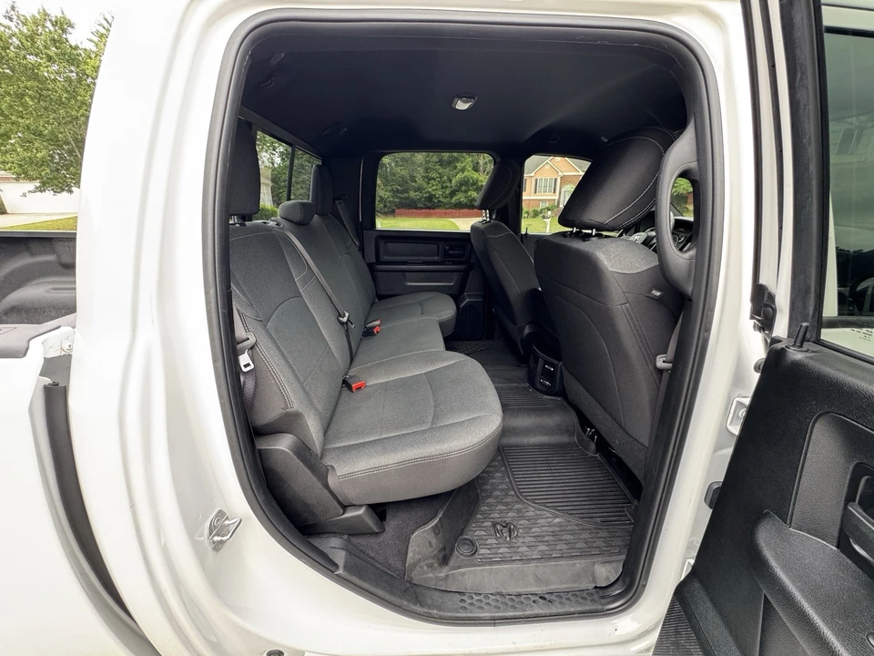 2021 Ram 3500 - Image 9 of 18
