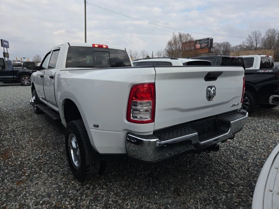 2021 Ram 3500 - Image 4 of 4