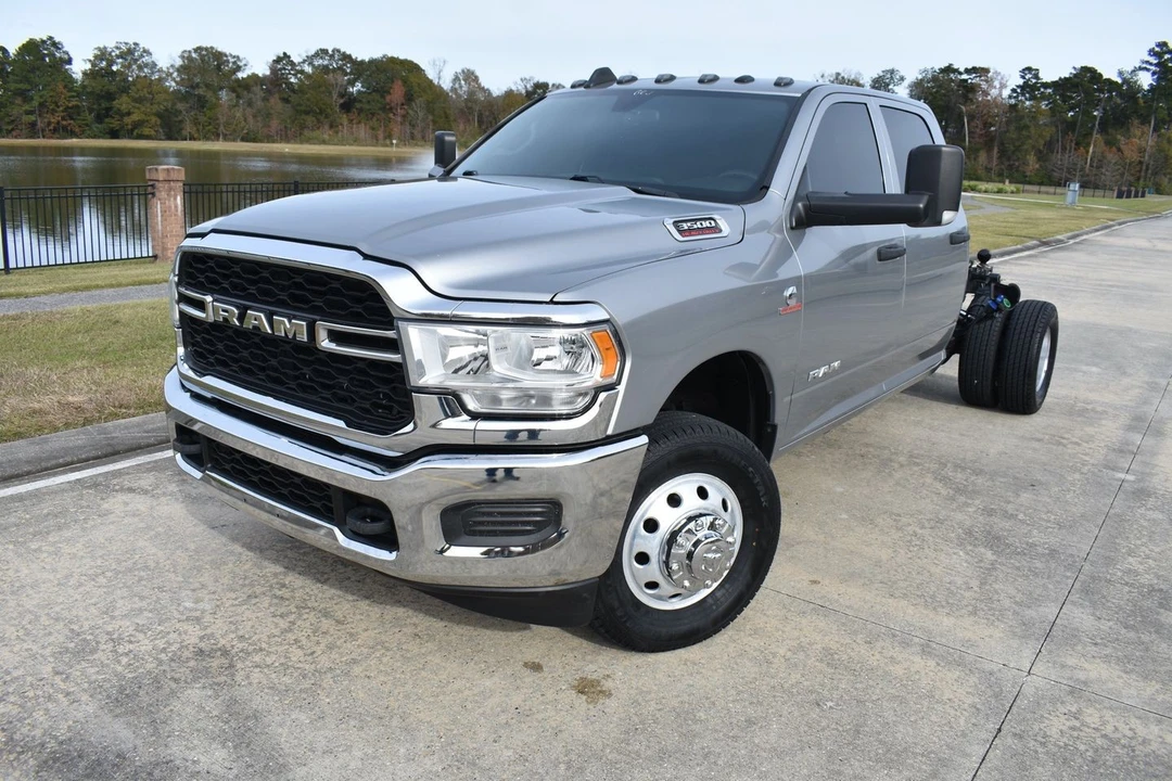 2021 Ram 3500 - Image 2 of 12