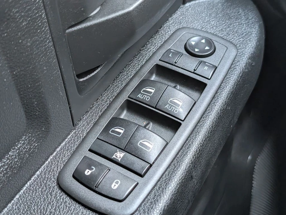 2021 Ram 3500 - Image 10 of 25