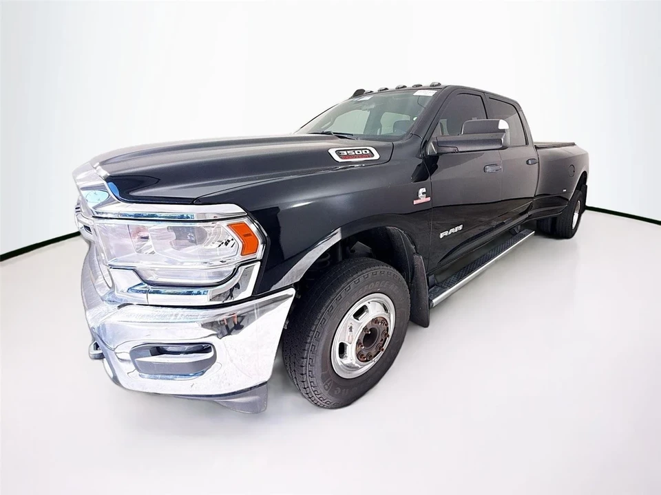 2021 Ram 3500 - Image 3 of 14