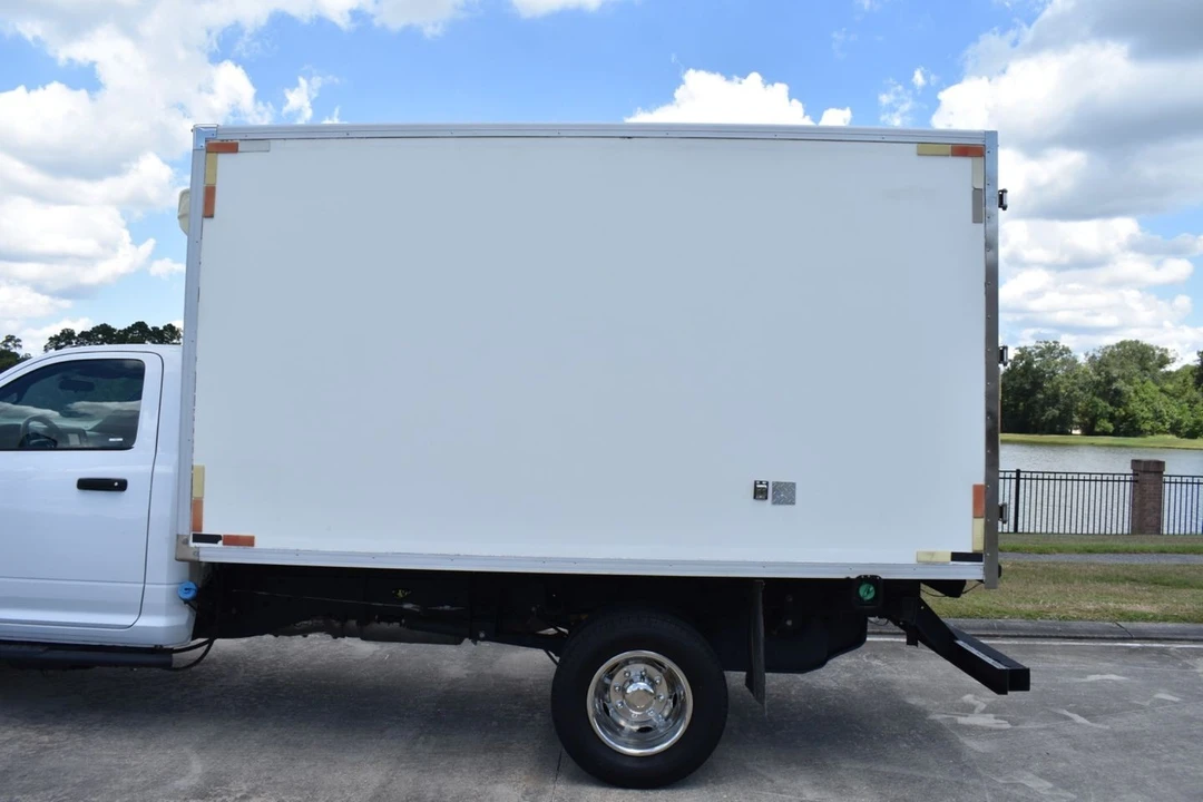 2021 Ram 3500 - Image 9 of 23