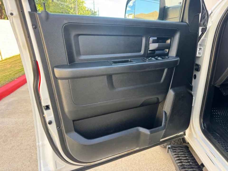 2021 Ram 3500 - Image 9 of 12