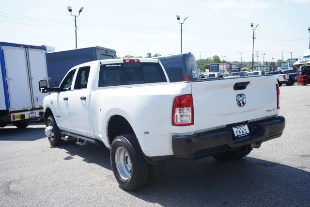 2021 Ram 3500 - Image 7 of 31