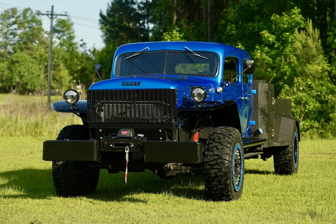 2021 Ram 4500 & 5500 - Image 2 of 21