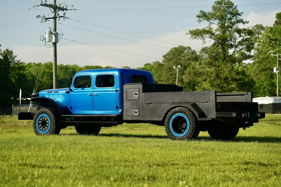 2021 Ram 4500 & 5500 - Image 9 of 21