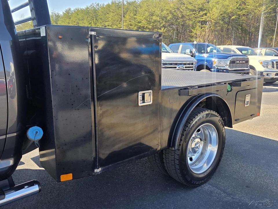 2021 Ram 4500 & 5500 - Image 15 of 20
