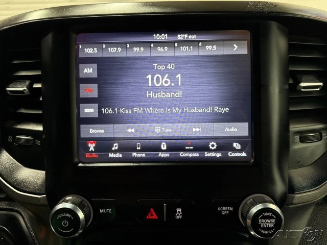 2021 Ram 4500 & 5500 - Image 18 of 24