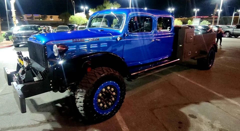2021 Ram 4500 & 5500 - Image 2 of 18