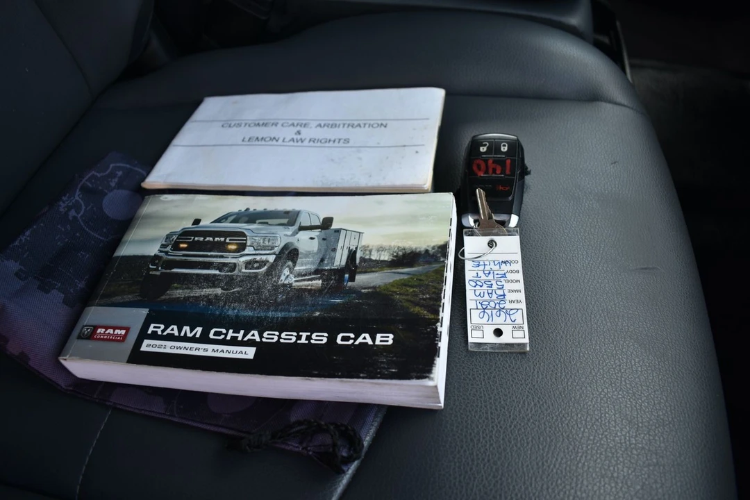 2021 Ram 4500 & 5500 - Image 19 of 21