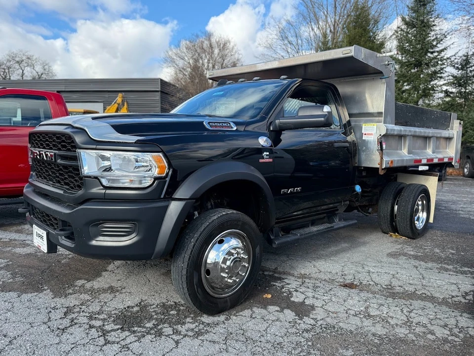2021 Ram 4500 & 5500 - Image 2 of 5