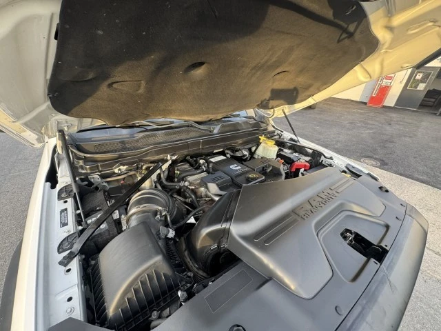 2021 Ram 4500 & 5500 - Image 17 of 19