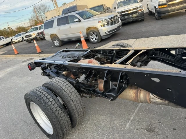 2021 Ram 4500 & 5500 - Image 16 of 19