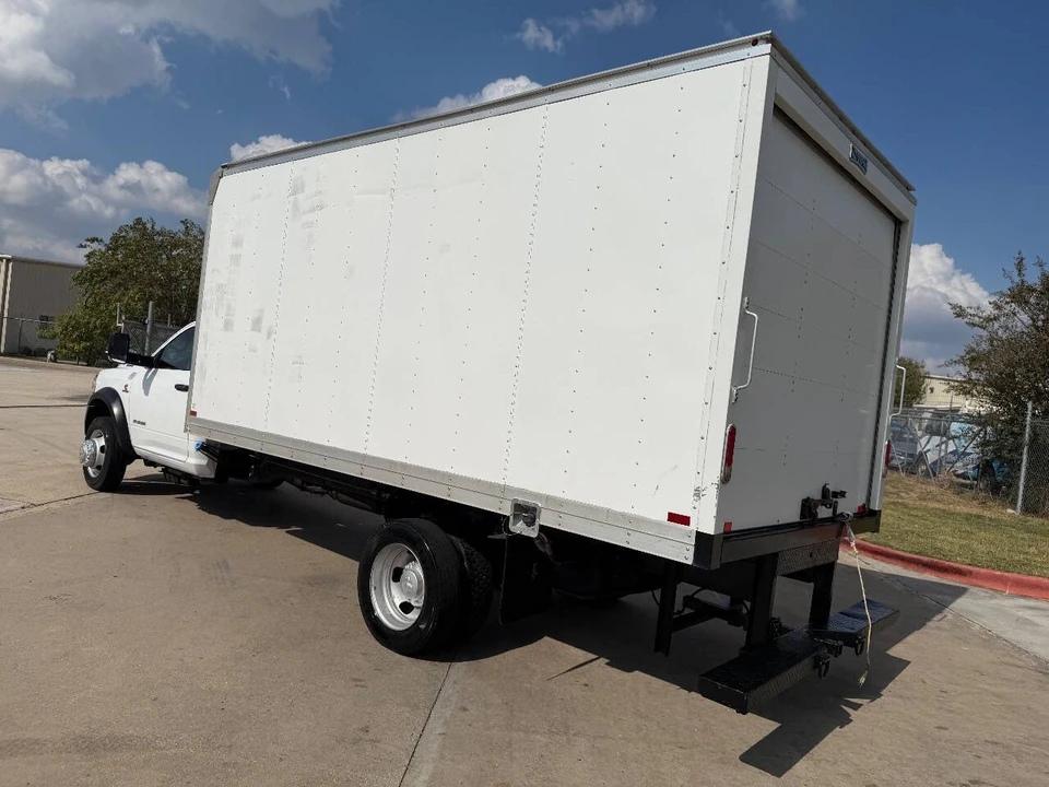 2021 Ram 4500 & 5500 - Image 2 of 12