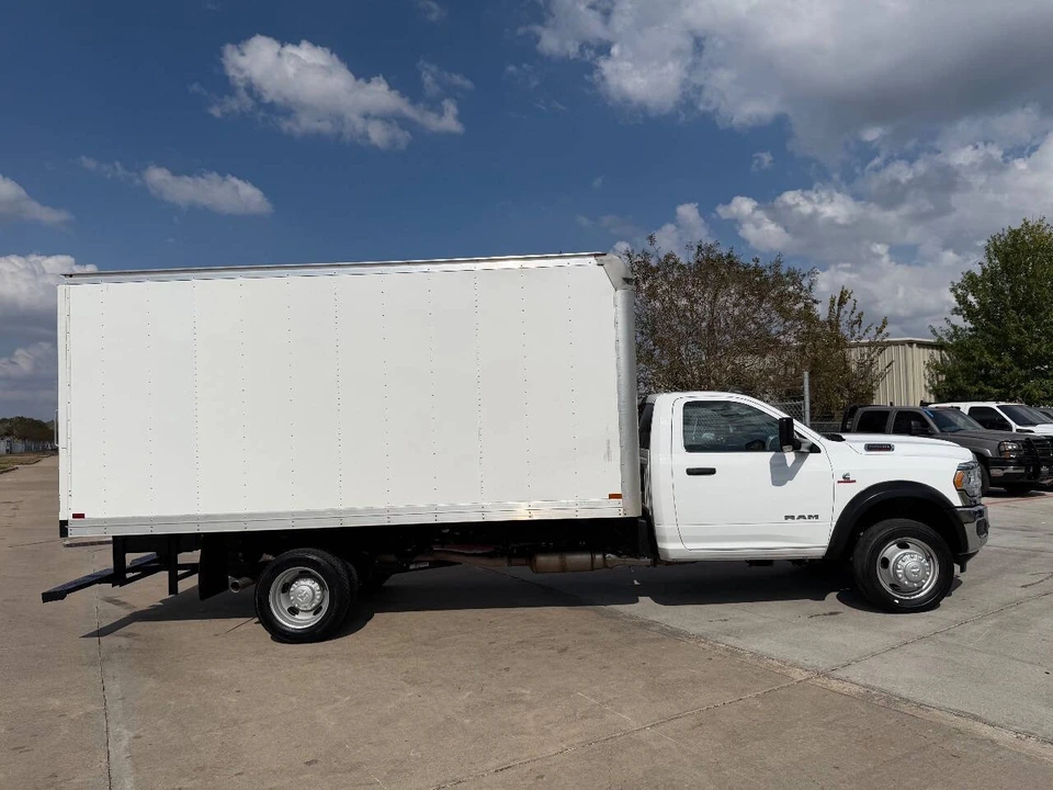 2021 Ram 4500 & 5500 - Image 5 of 12