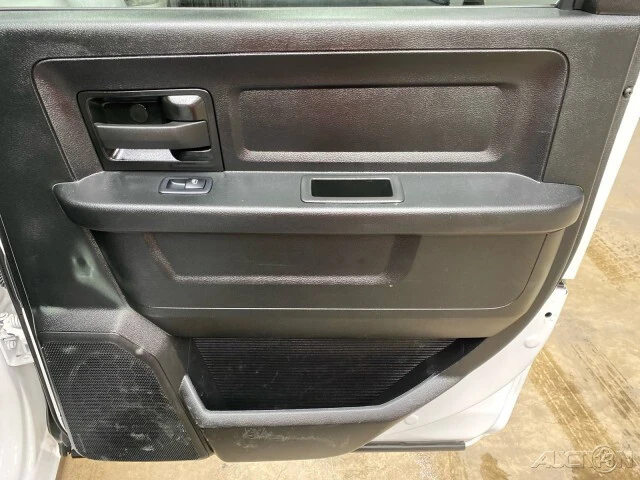 2021 Ram 4500 & 5500 - Image 17 of 21