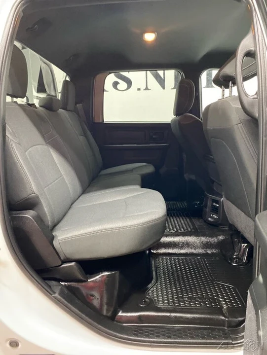 2021 Ram 4500 & 5500 - Image 18 of 21