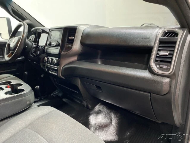 2021 Ram 4500 & 5500 - Image 13 of 21