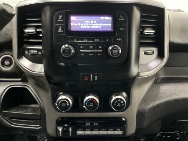 2021 Ram 4500 & 5500 - Image 18 of 21