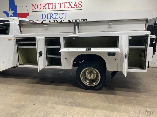 2021 Ram 4500 & 5500 - Image 14 of 24