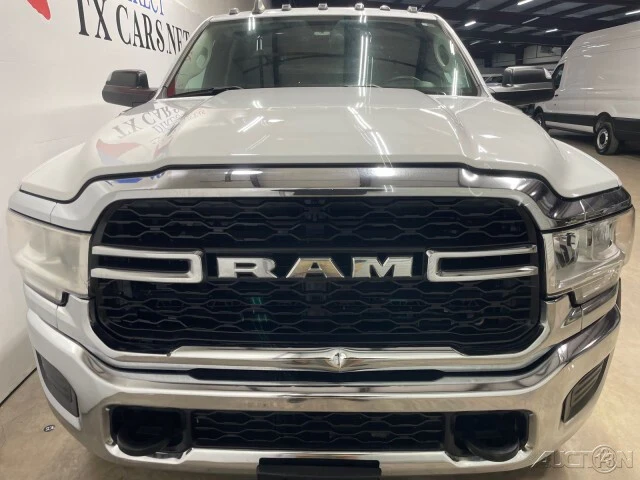 2021 Ram 4500 & 5500 - Image 13 of 24