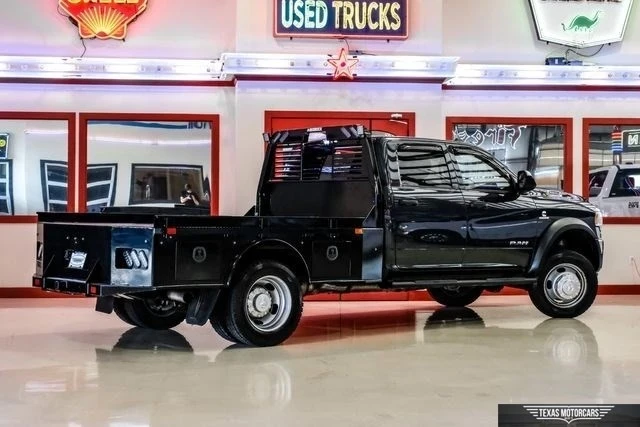 2021 Ram 4500 & 5500 - Image 3 of 21