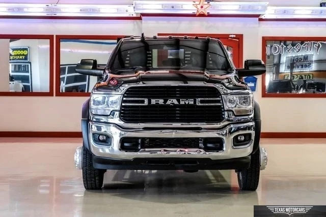 2021 Ram 4500 & 5500 - Image 9 of 21