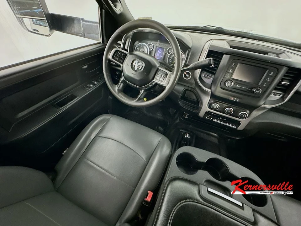 2021 Ram 4500 & 5500 - Image 9 of 24
