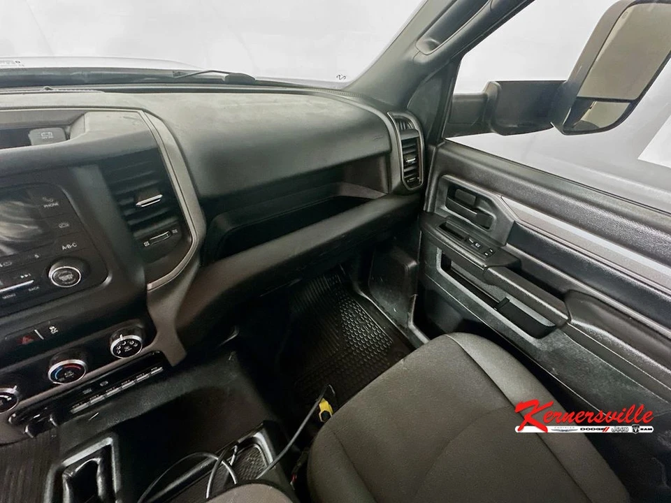 2021 Ram 4500 & 5500 - Image 9 of 21