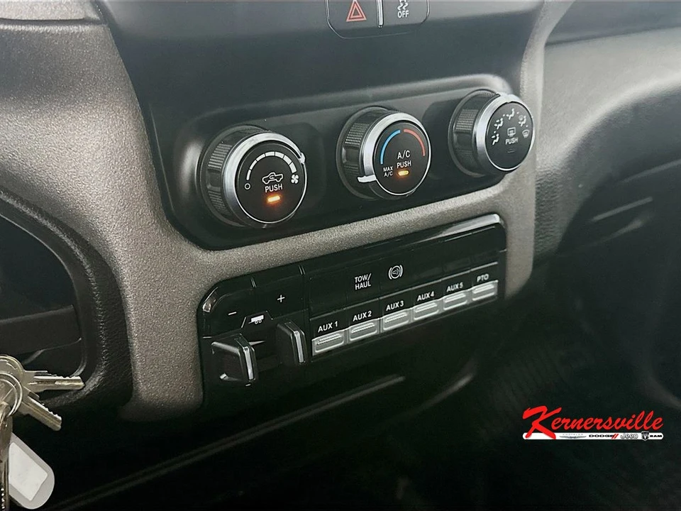 2021 Ram 4500 & 5500 - Image 18 of 21