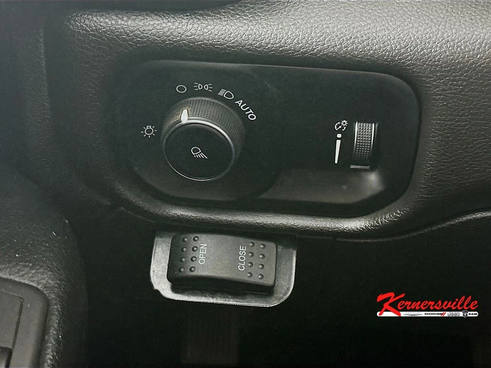 2021 Ram 4500 & 5500 - Image 16 of 21