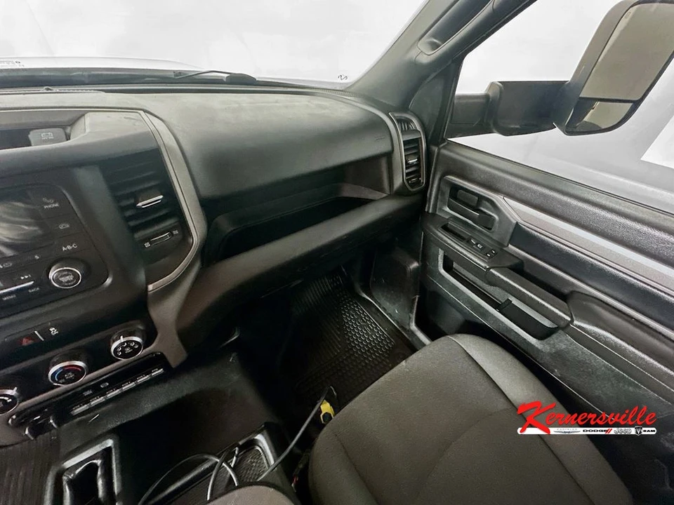 2021 Ram 4500 & 5500 - Image 9 of 21