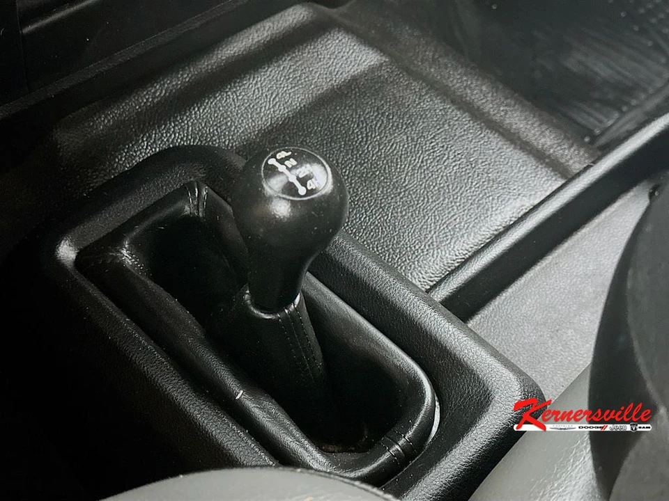 2021 Ram 4500 & 5500 - Image 18 of 24
