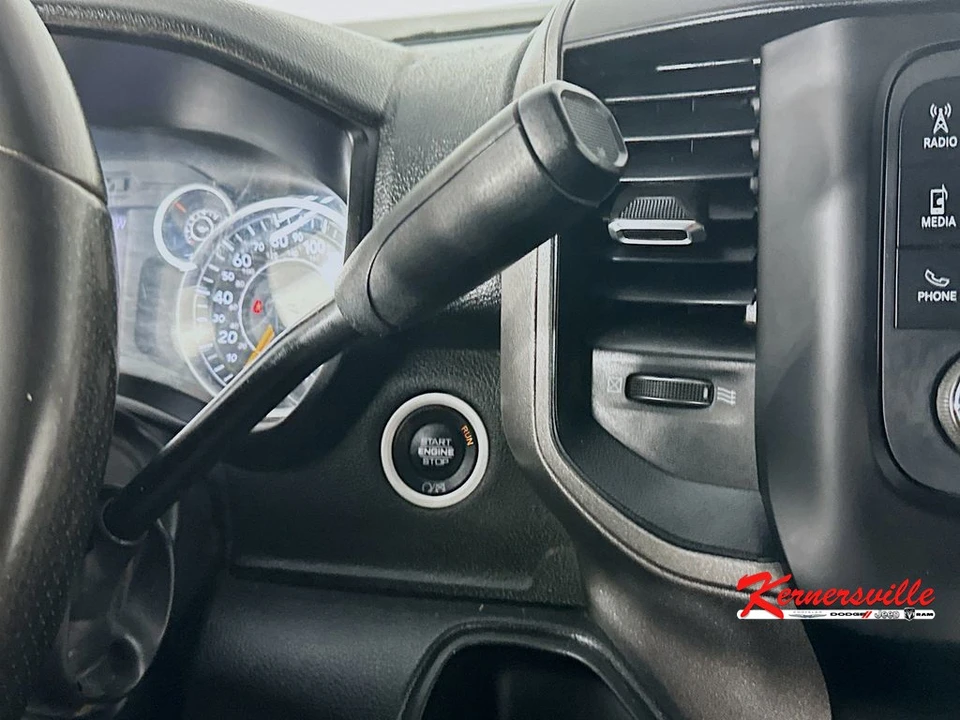 2021 Ram 4500 & 5500 - Image 16 of 24