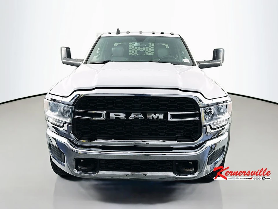 2021 Ram 4500 & 5500 - Image 2 of 24