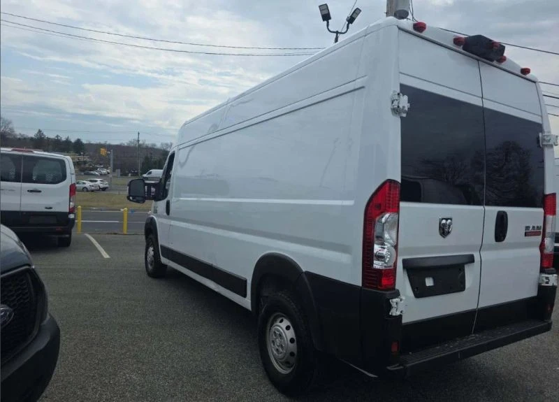 2021 Ram ProMaster - Image 2 of 11