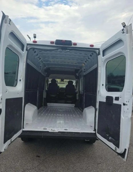 2021 Ram ProMaster - Image 9 of 11