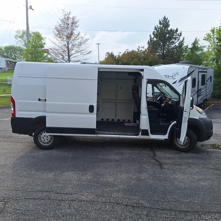 2021 Ram ProMaster - Image 2 of 12