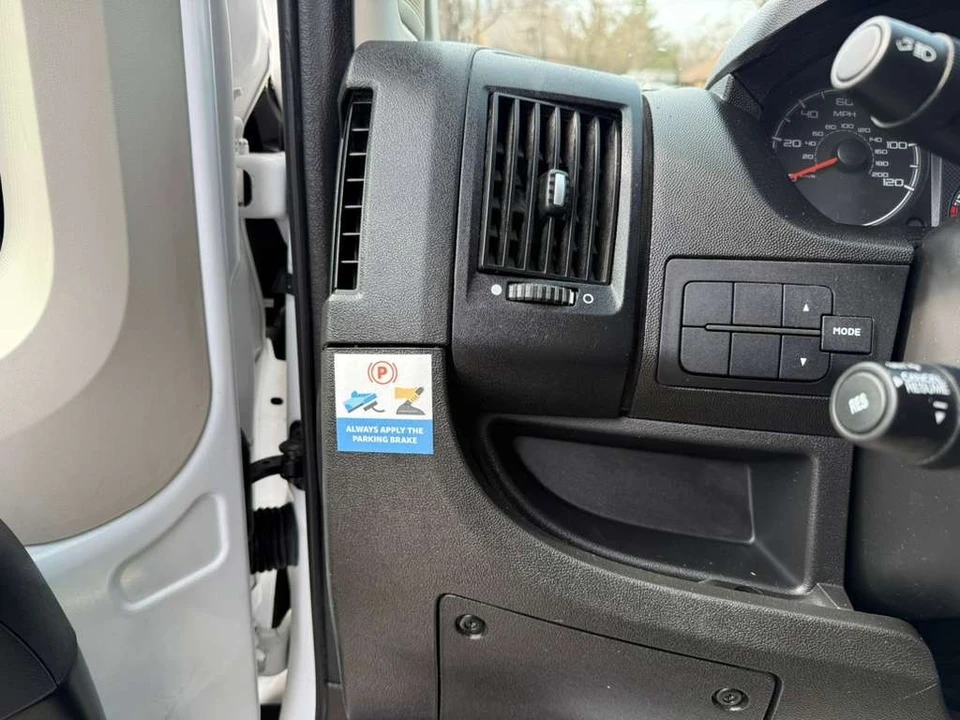 2021 Ram ProMaster - Image 15 of 31