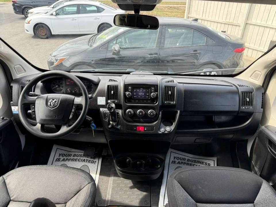 2021 Ram ProMaster - Image 18 of 31