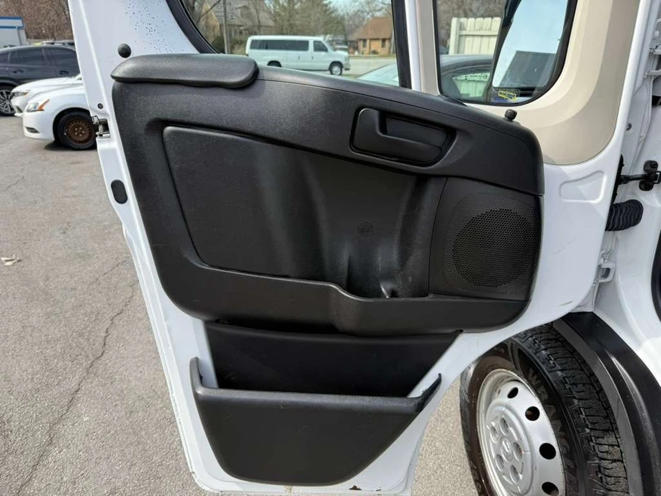 2021 Ram ProMaster - Image 25 of 31